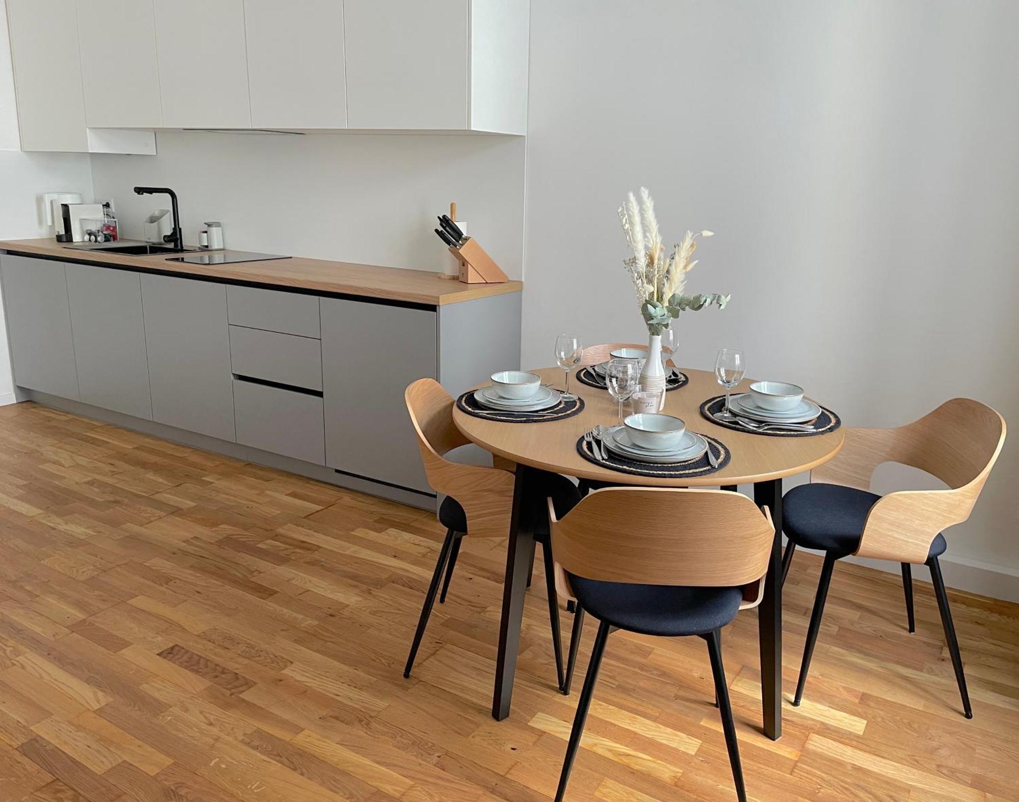 Authentic Apartment Near The City Centre Відень Екстер'єр фото